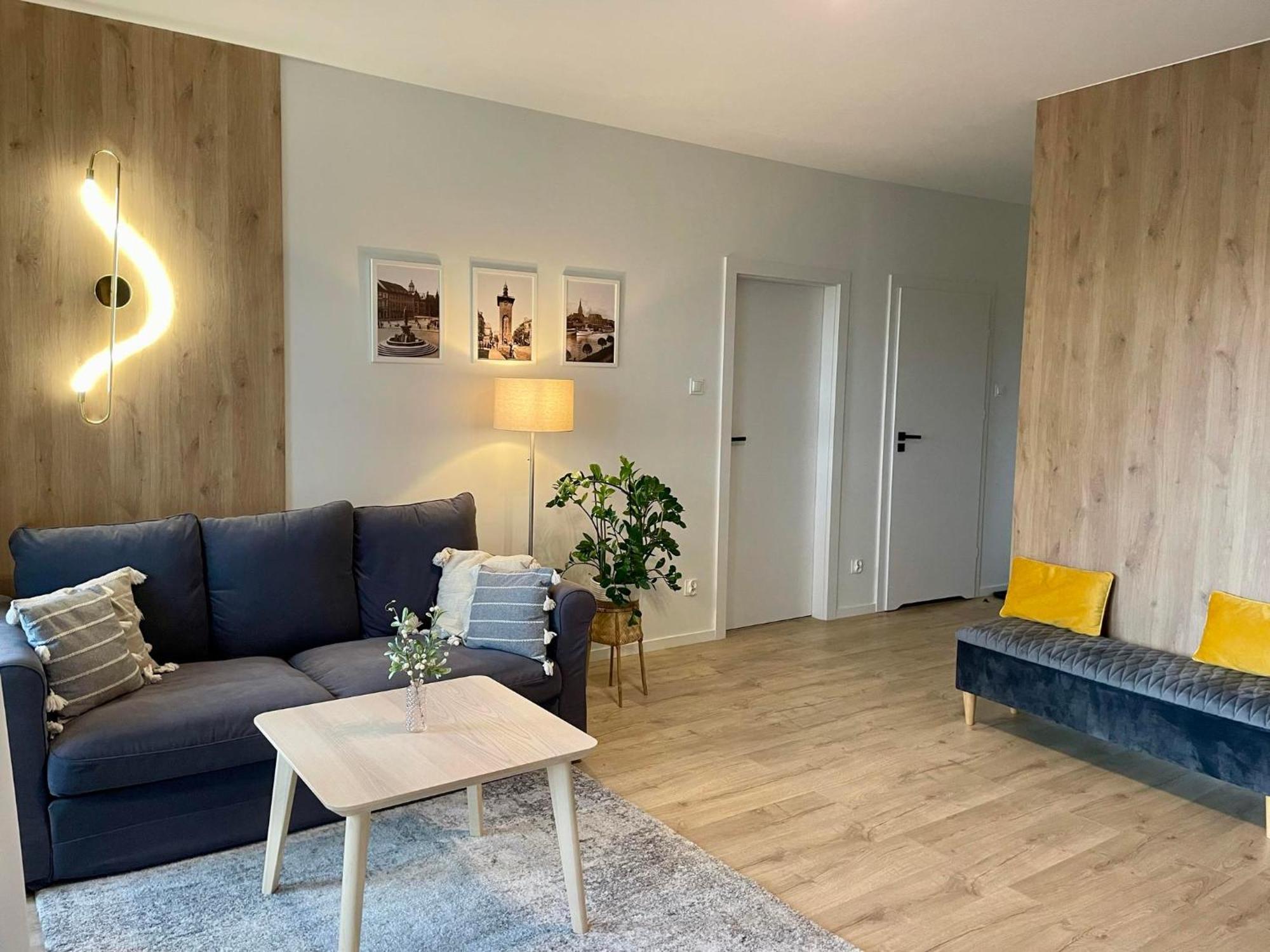 Apartament Kameralis Old Town - Klimatyzacja - Balkon - Winda Elblag Buitenkant foto